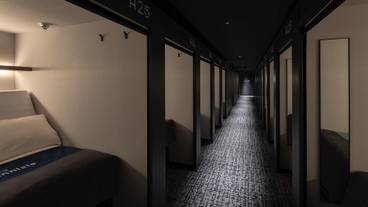 客室 / 3