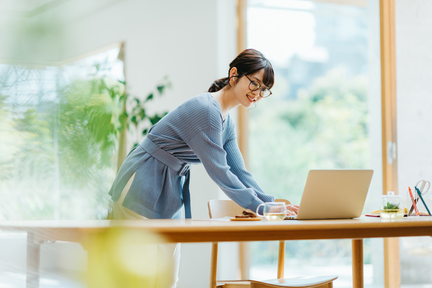 リモートワーク 女性