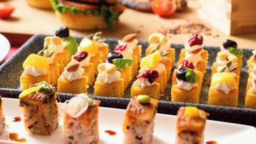 ビュッフェ / 24