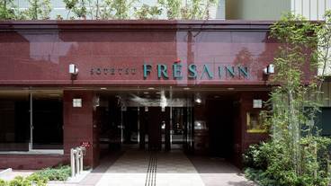 施設の入り口 / 12