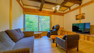 [山法師の間] 山荘風 源泉かけ流し半露天風呂付き 禁煙