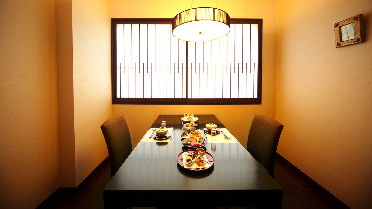 月ノ想／レストラン小町②