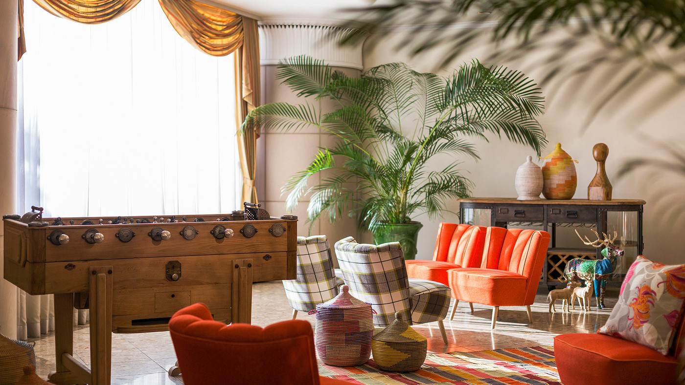 鮮やかな色使いに気分が上がるデザイナーズホテル4038930