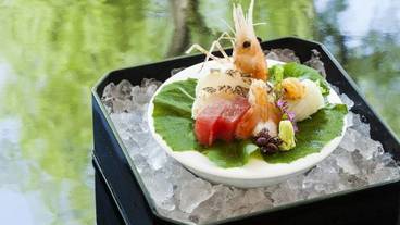 食事・飲み物 / 30