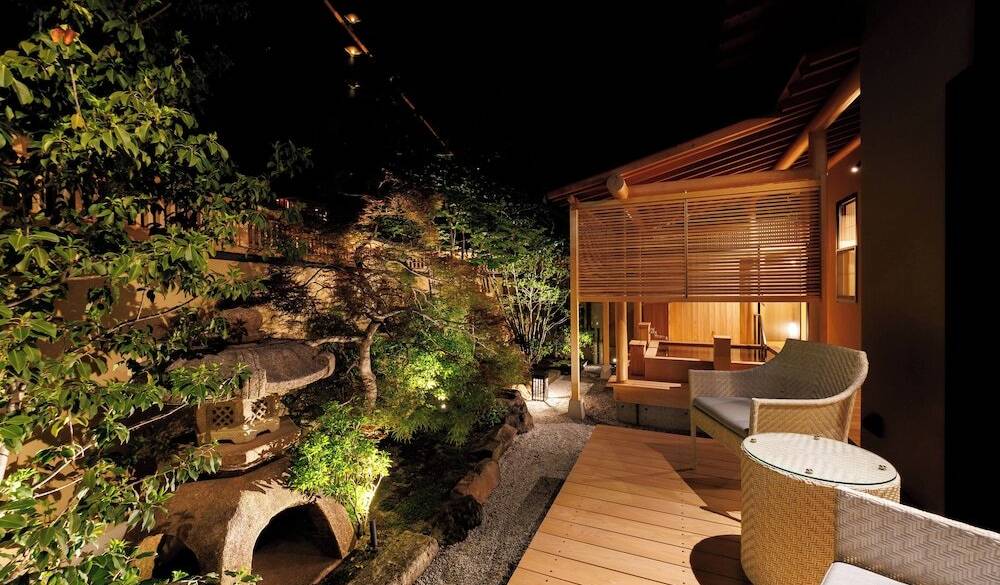 きく／客室テラス(夜) / 3