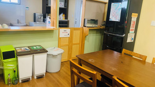 エコノミー 4 人部屋 禁煙 共用バスルーム