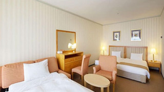 バルコニー トリプルルーム (シングルベッド2台＋エキストラベッド1台) 禁煙