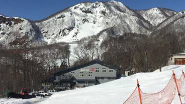 スノー スポーツとスキー / 2