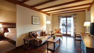 【ロッジ棟】デラックスクアドラプル(ベッド4台)