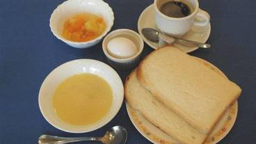 食事・飲み物 / 3