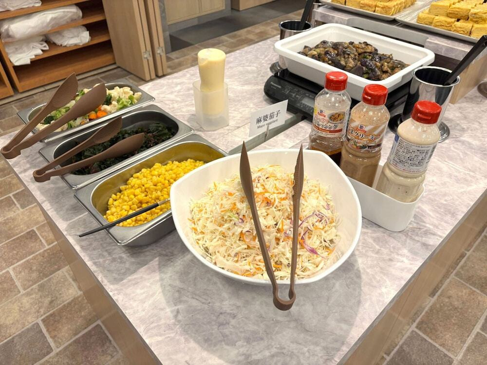 朝食