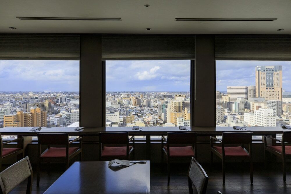 近江町市場が目の前、景色とともに朝食がいただけるホテル4042878