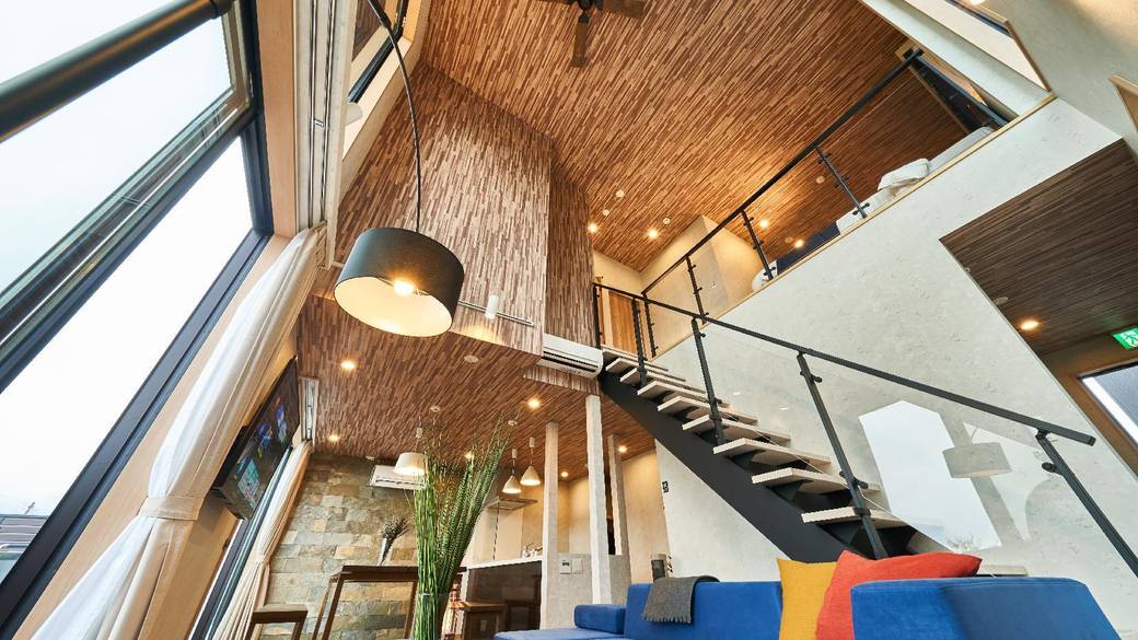 吹き抜け一例② / 1