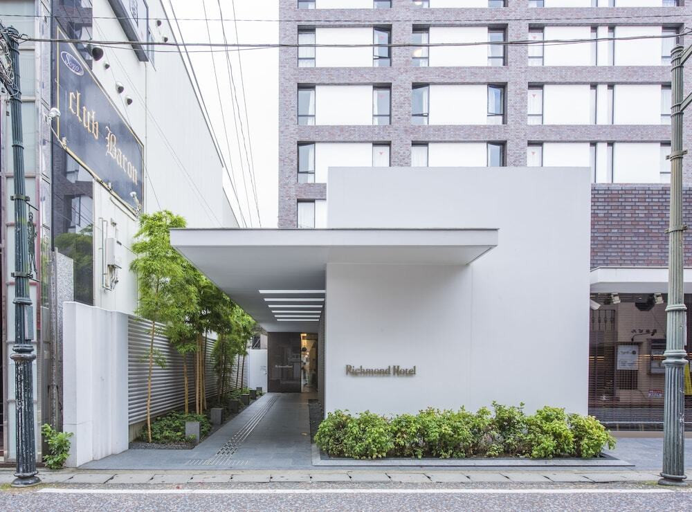 施設の正面