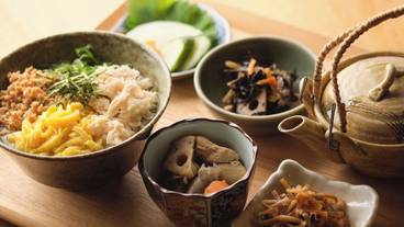 朝食 / 3