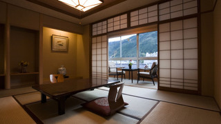 トラディショナル ルーム 共用バスルーム