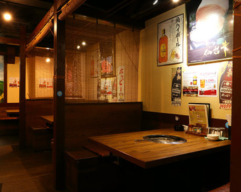 「きらく苑 五反田店」内観 48635 テーブル席（～4名様×3）