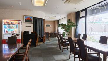 朝食スペース / 9