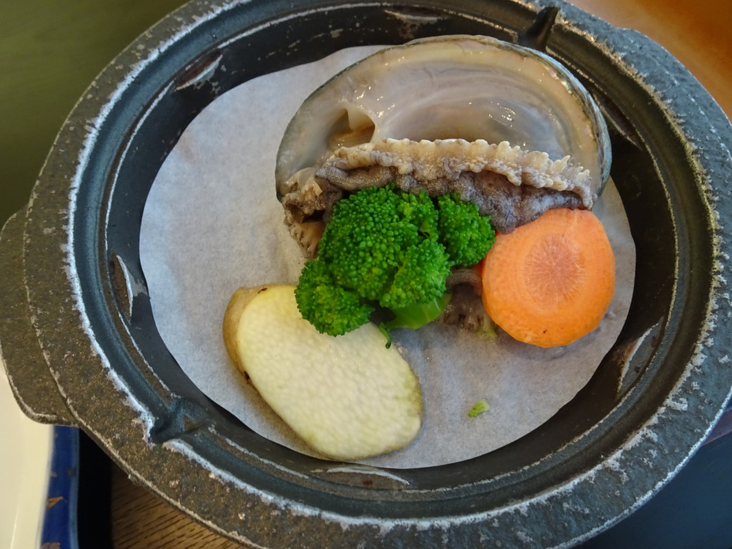 夕食・特に美味しかった鮑