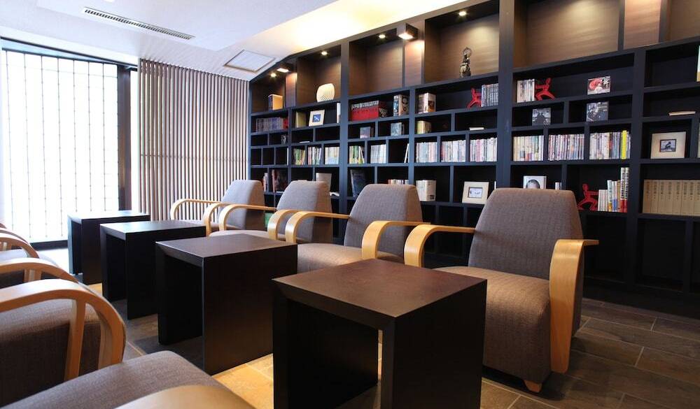 貸切露天風呂や
ラウンジで羽を伸ばす / 2