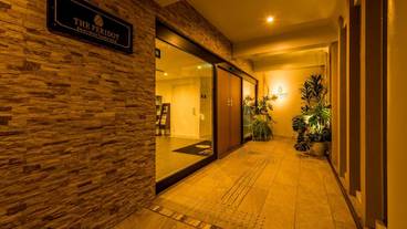 施設の入り口 / 20