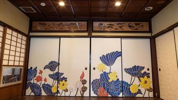 内部エントランス / 2