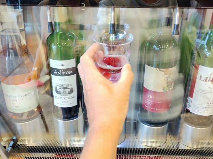 石和温泉駅観光案内所② / 3