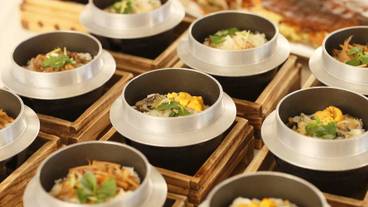 食事・飲み物 / 4