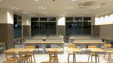 朝食スペース / 6