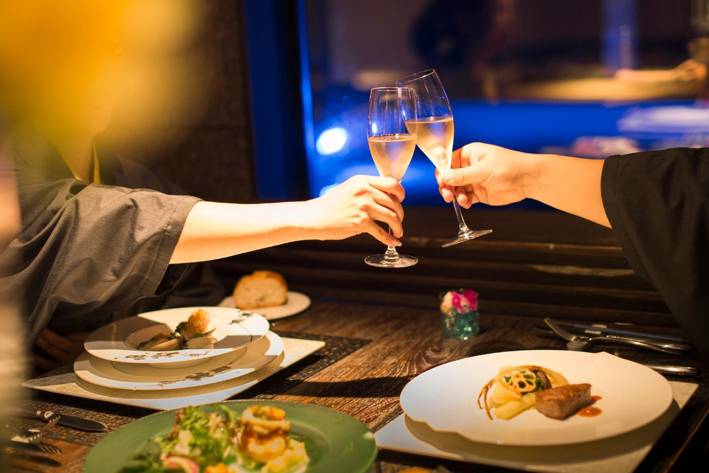 最大21時間ステイ、離宮のようなお宿で過ごすおこもり記念日4037060