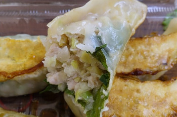 「好餃子 イクスピアリ店」 料理 83558329 しそ餃子