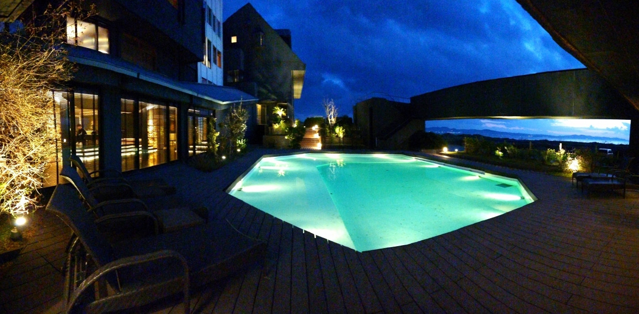 プールに貸切温泉も♡非日常に浸れるムード満点のホテル4265417