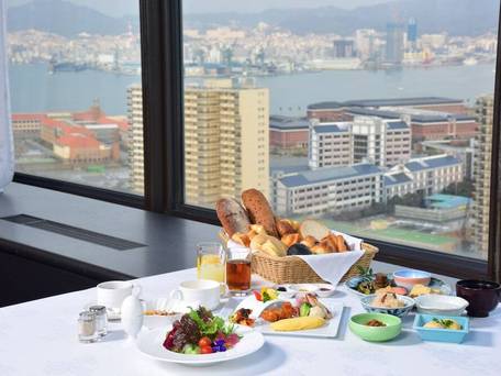 神戸ポートピアホテル / 3