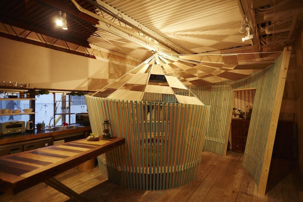 ウッディな温かい雰囲気のドミトリーでまったり4247333