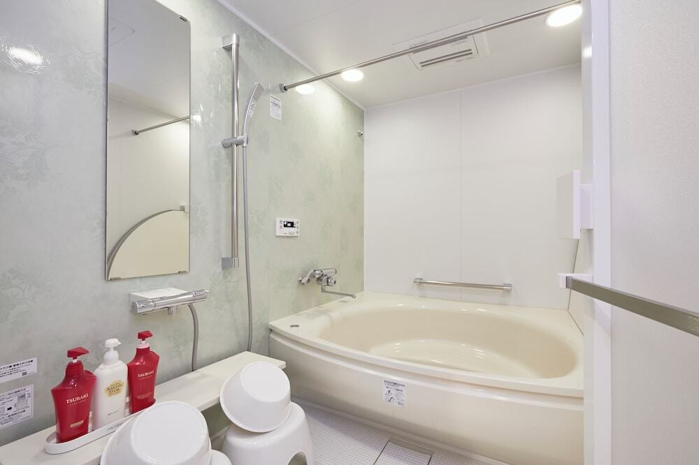 徒歩約5分圏内に3駅4路線、「ウェルカムベビーのお宿」認定のコンドミニアムホテル3553957