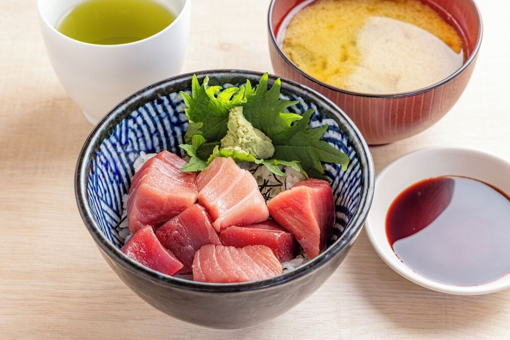 朝食