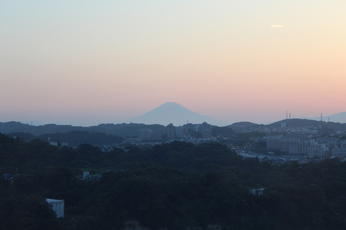 夕方に富士山が見えました。