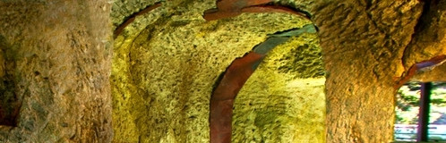 【西日本】神秘的な洞窟風呂がある温泉宿6選｜非日常の癒やし時間を