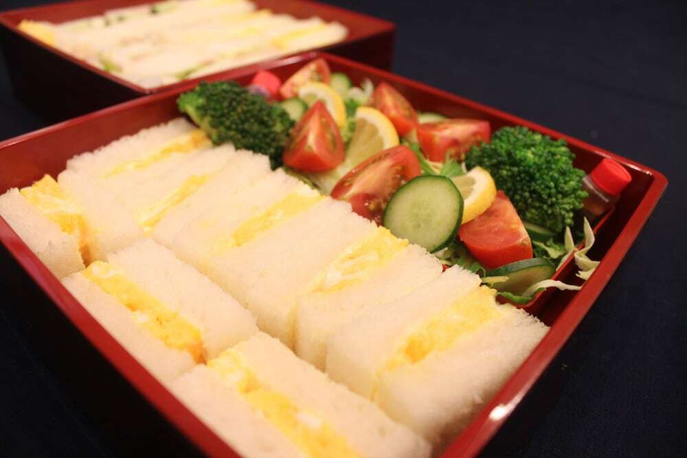 朝食
