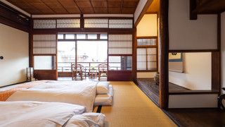 和室 ファミリールーム 共用バスルーム