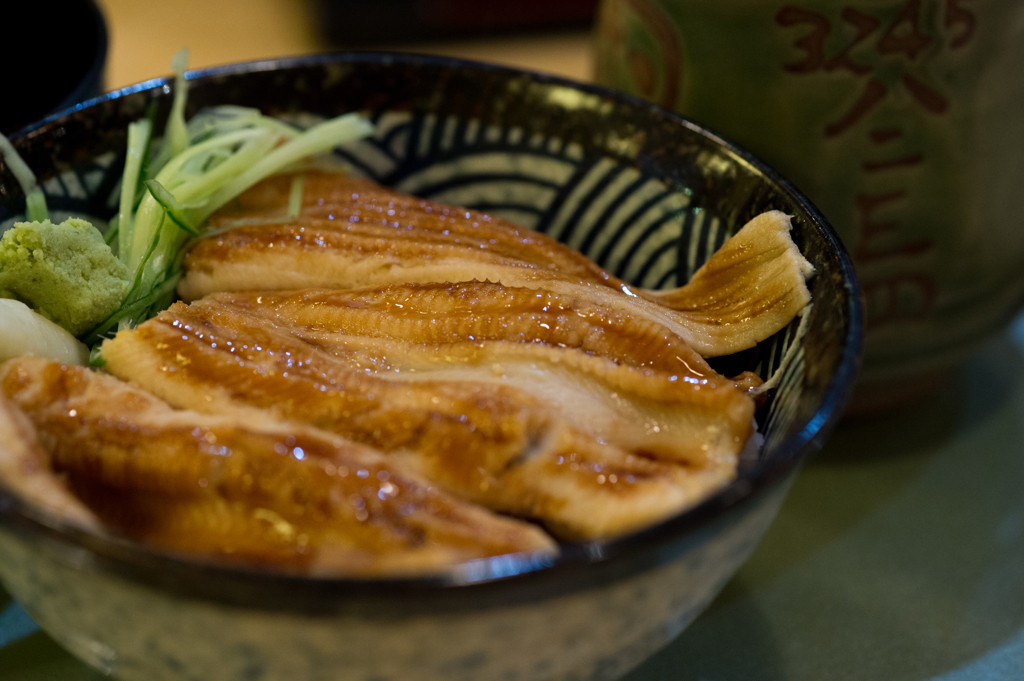 冬に美味しい「牡蠣」と、夏に美味しい「穴子」が松島の二大名物1606598