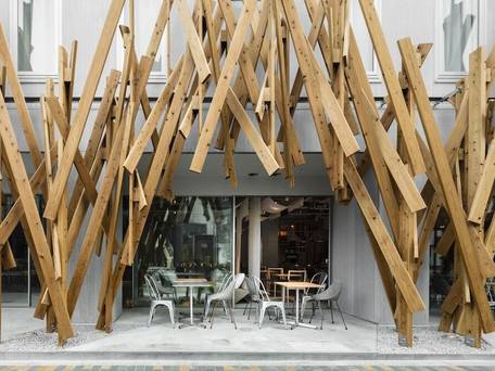 ONE@Tokyo by insomnia / 2