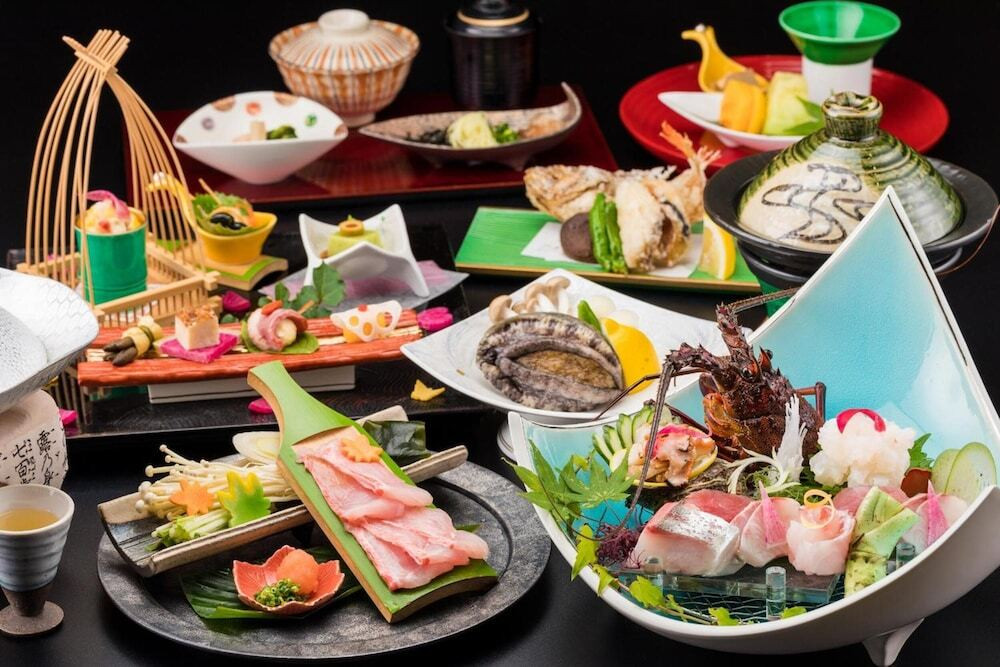 海に手が届きそう！全室オーシャンビューの「海一望絶景の宿 いなとり荘」3351237