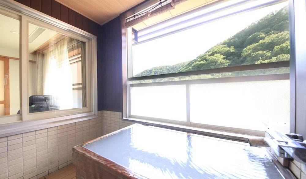 客室の源泉露天風呂一例② / 2