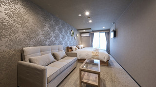 デラックス アパートメント