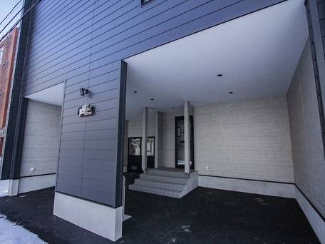 UCHI Living Stay ekolu / 2