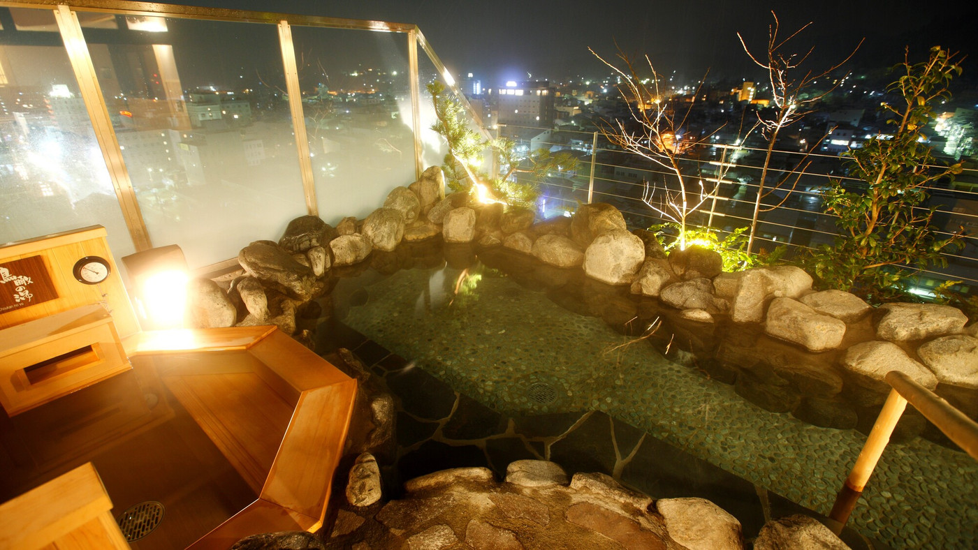 駅からすぐ!ドキドキのロケーションが待つ温泉ホテル3436682