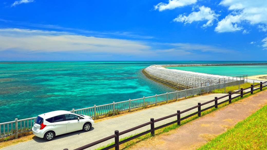 那覇空港に到着
まずは沖縄観光を / 1