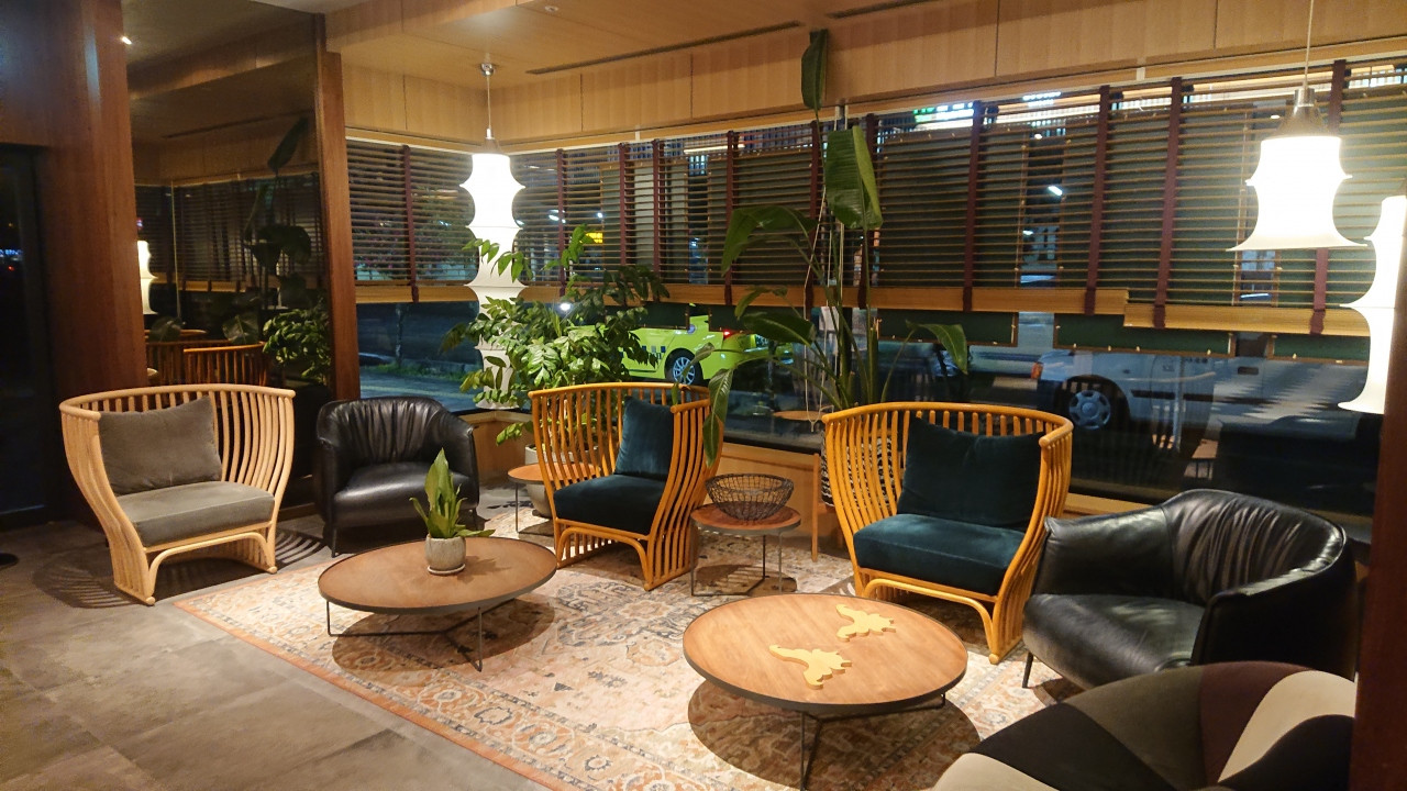 とてもお洒落な感じのロビー