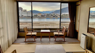 スタンダード和室 川側 禁煙